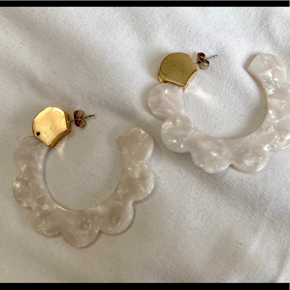 Scalloped Hoop Earrings - Picture 2 of 3